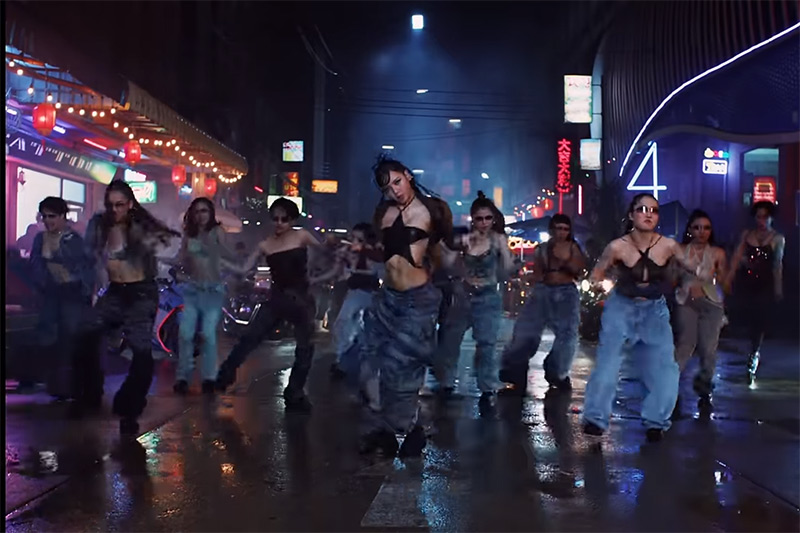 เอ็มวี Rockstar ลิซ่า BLACKPINK