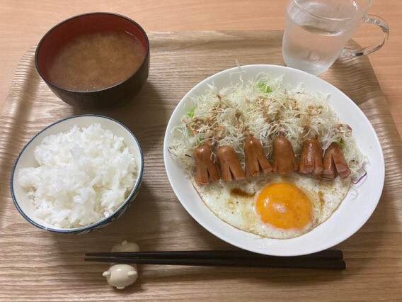 มื้อเย็น