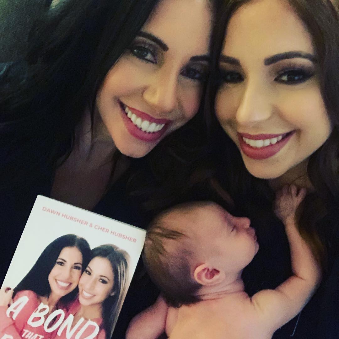 แม่ลูกหน้าเหมือน