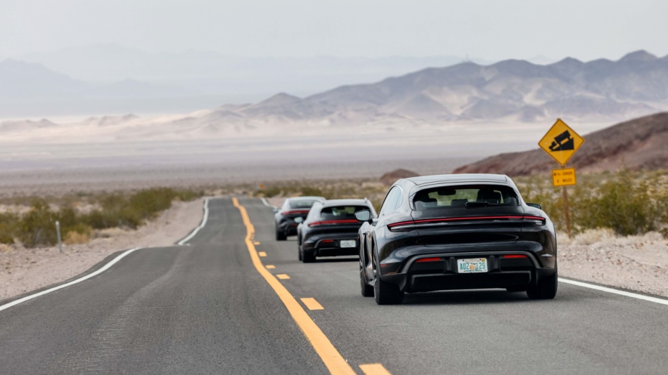 porsche taycan