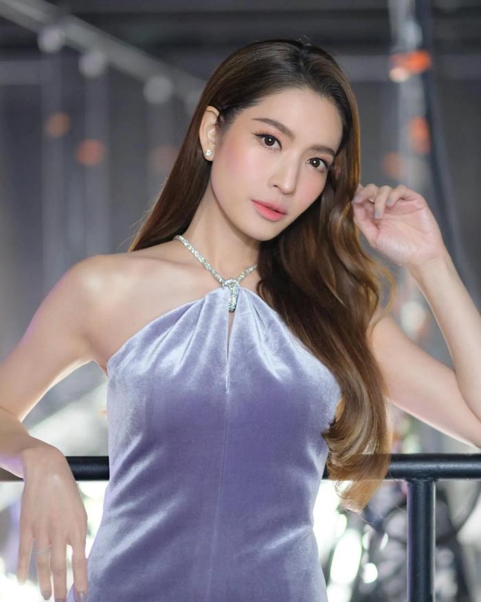 แอฟ ทักษอร