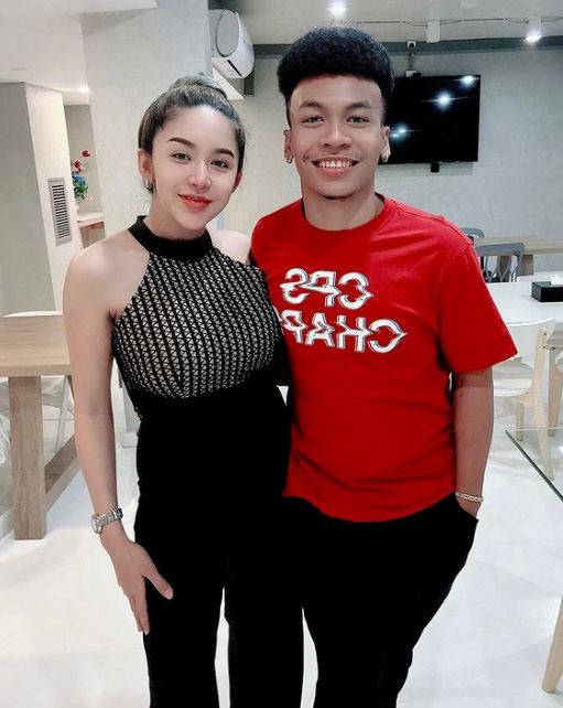 โชค รถแห่