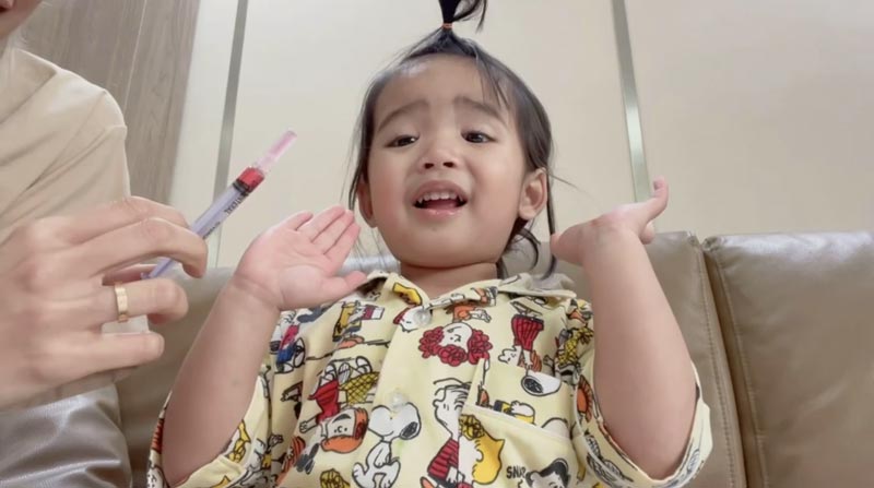 น้องดิสนีย์ ลูก อุ้ม ลักขณา