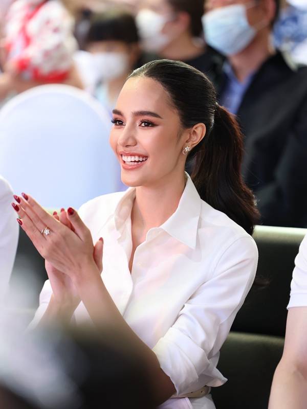 น้องฟิล์ม ตอบไม่ตายไมค์