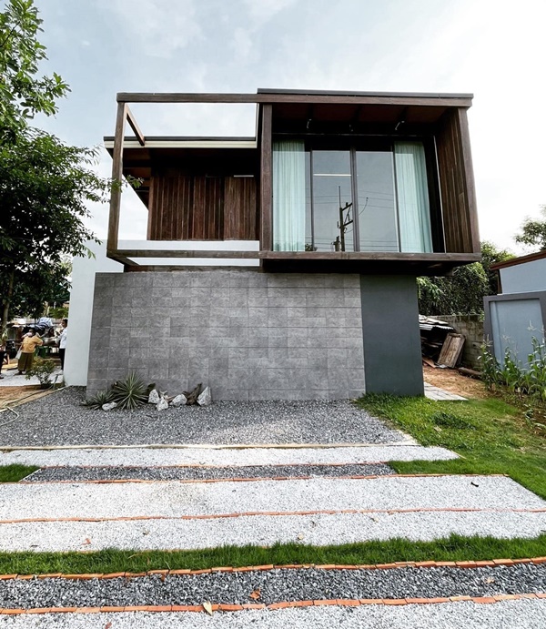 รีโนเวทบ้านไม้ 2 ชั้น งบ 7 แสน