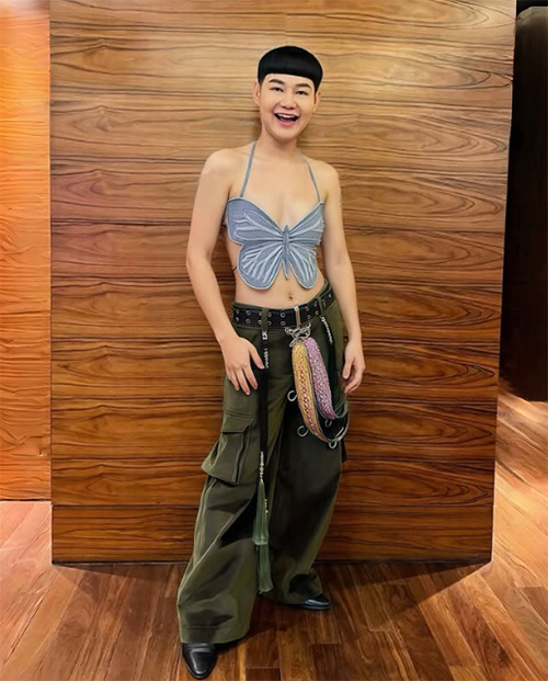 ส่องเทรนด์ ชุดผีเสื้อ จาก Beauty Cam ใช้ AI แต่งภาพเปลี่ยนชุดให้แซ่บทั่วโซเชียล