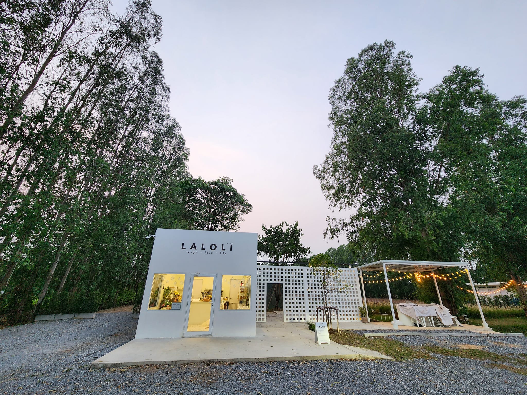 Laloli Cafe