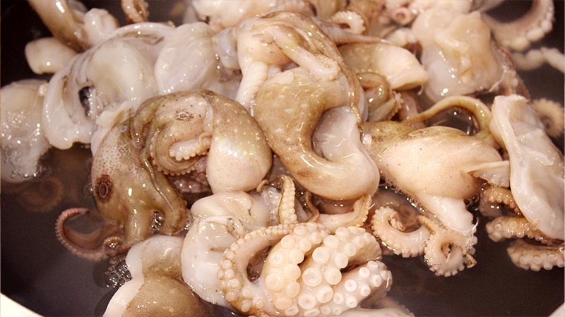 ปลาหมึกทอดกรอบ