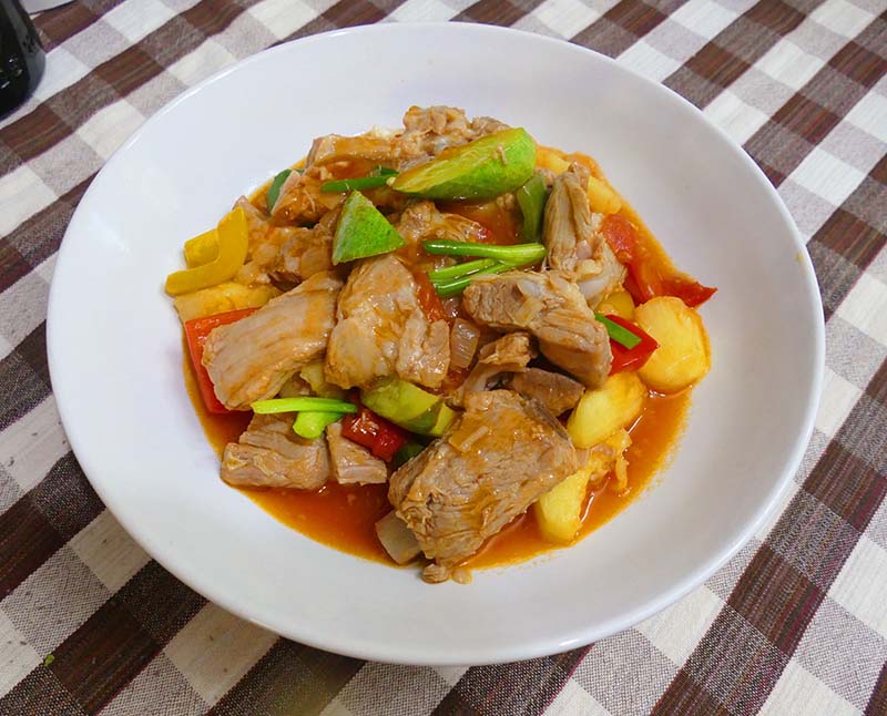 ผัดเปรี้ยวหวานซี่โครงหมู