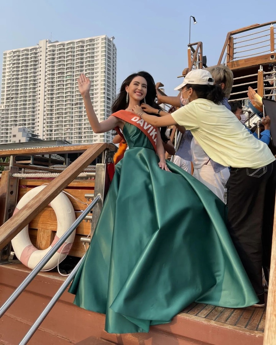 ใหม่ ดาวิกา