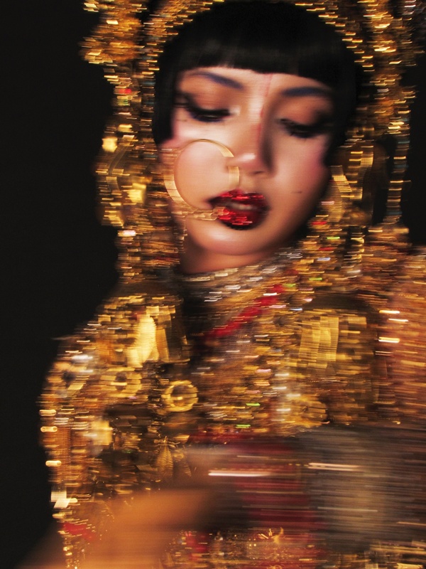 ลิซ่า แต่งเป็น Jibaro ไซเรนสาวรับฮาโลวีน