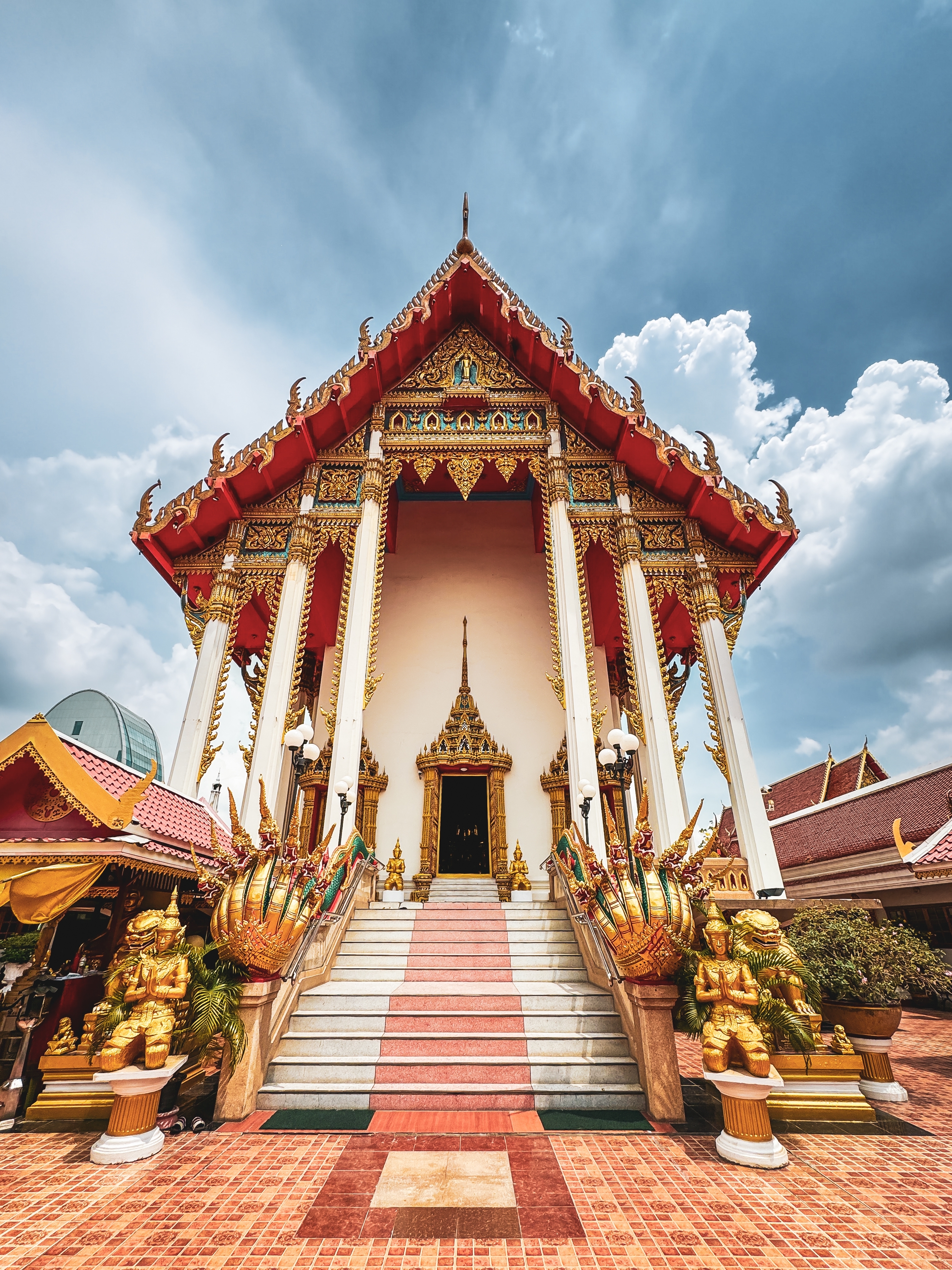 วัดอาวุธวิกสิตาราม พระอุโบสถ