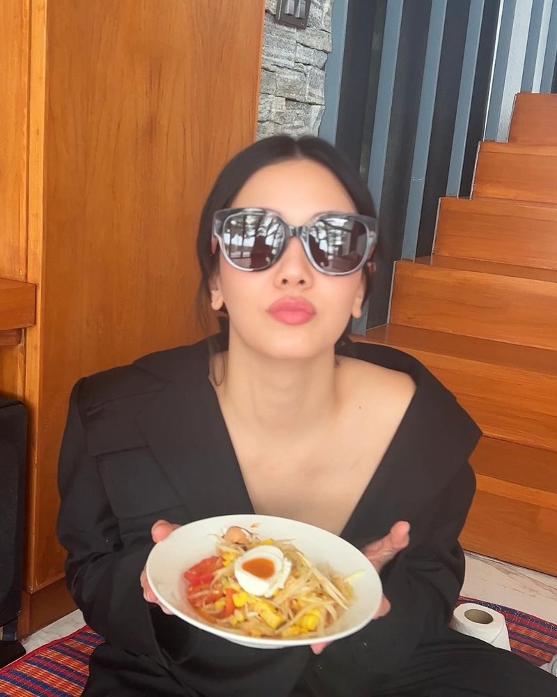 นุ่น วรนุช