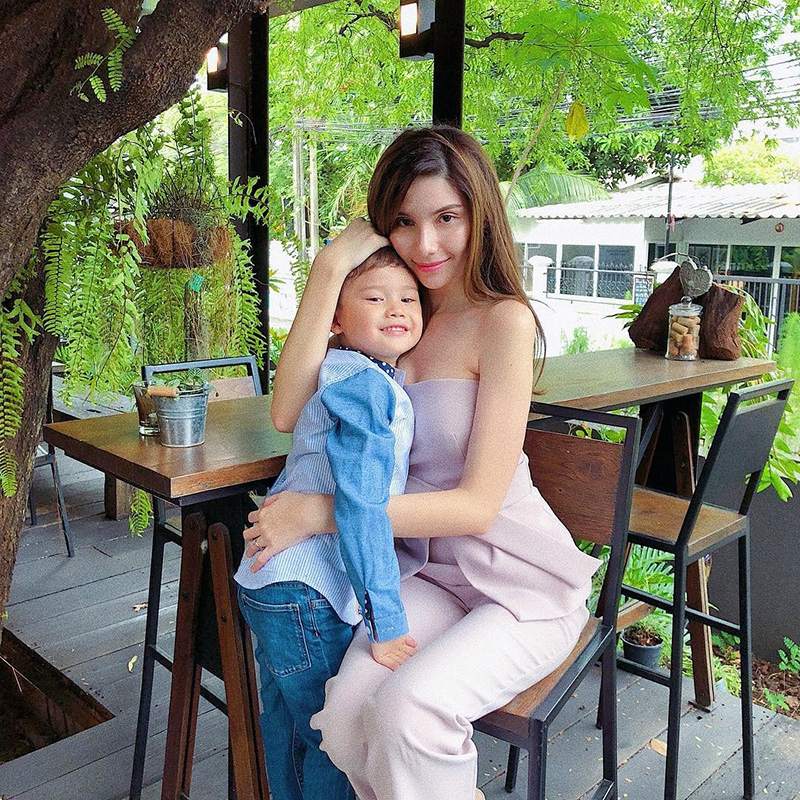 ซาร่า คาซิงกินี น้องแม็กซ์เวลล์