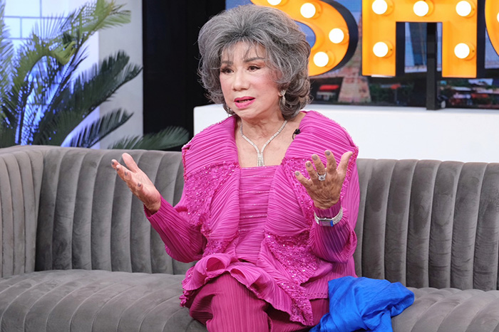 อมรา อัศวนนท์