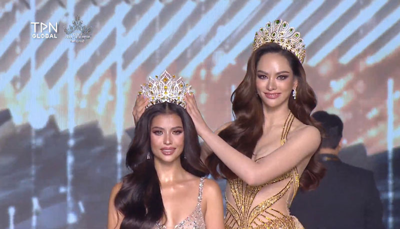 แอนโทเนีย โพซิ้ว