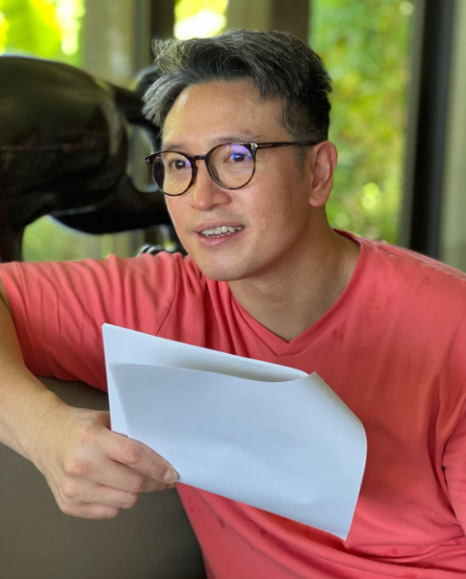 ชาย ชาตโยดม ประวัติ