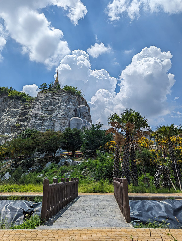 วัดเขาทำเทียม สุพรรณบุรี