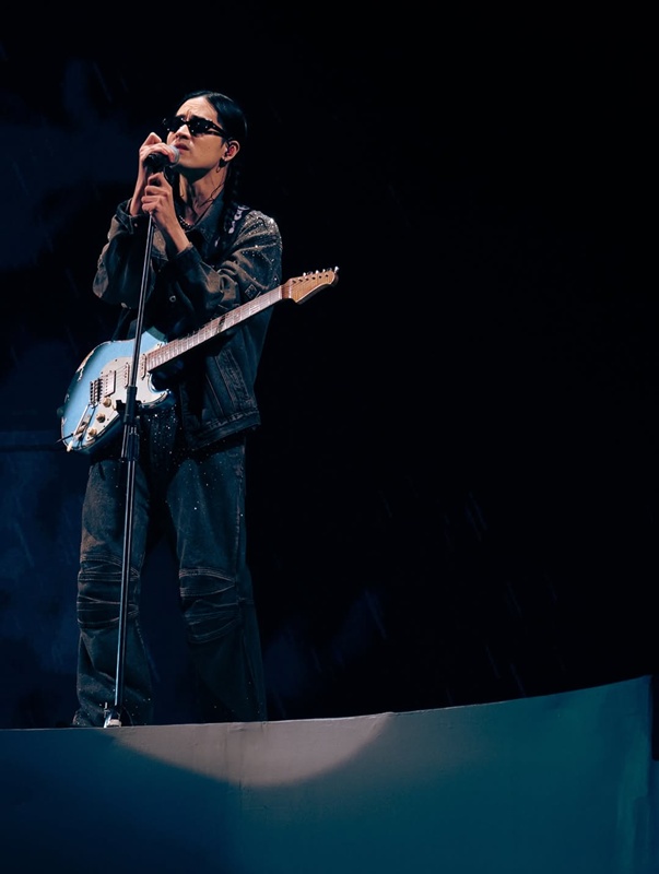 วี วิโอเลต อวยพรวันเกิด เก้า จิรายุ 