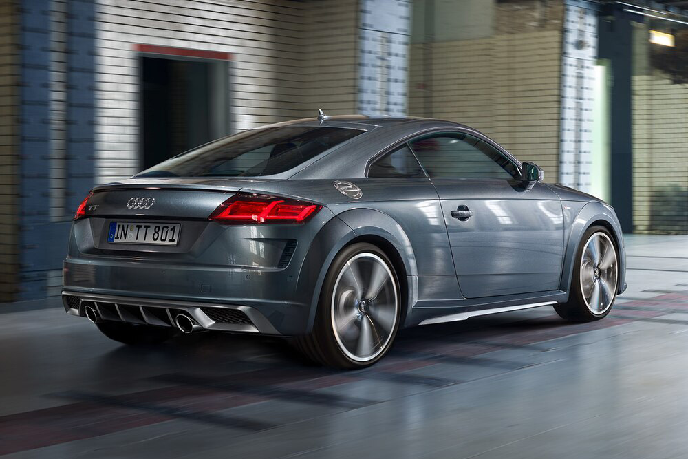 รถสปอร์ตผู้หญิง