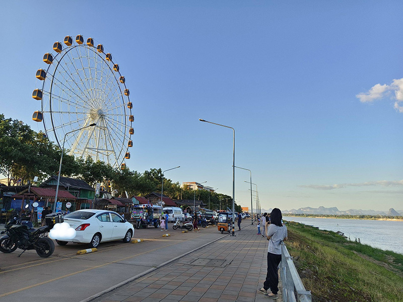 แม่โขงริเวอร์อาย นครพนม