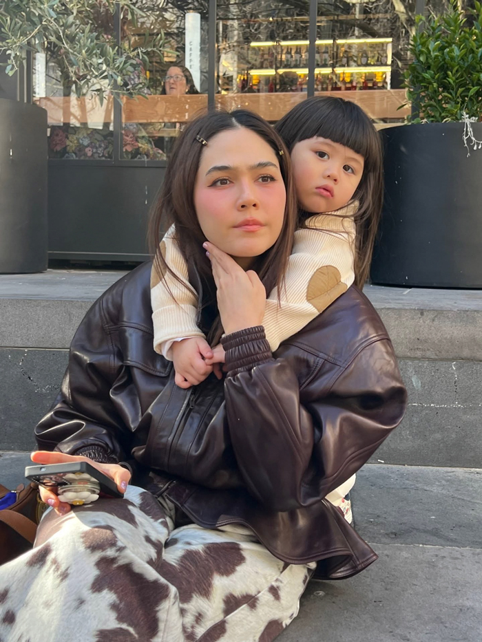 ชมพู่ น้องแอบิเกล