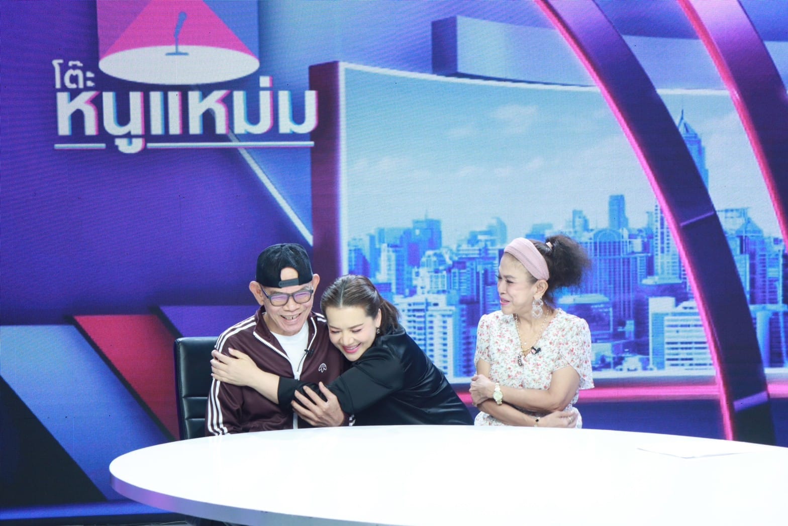 ป๋าเทพ โพธิ์งาม