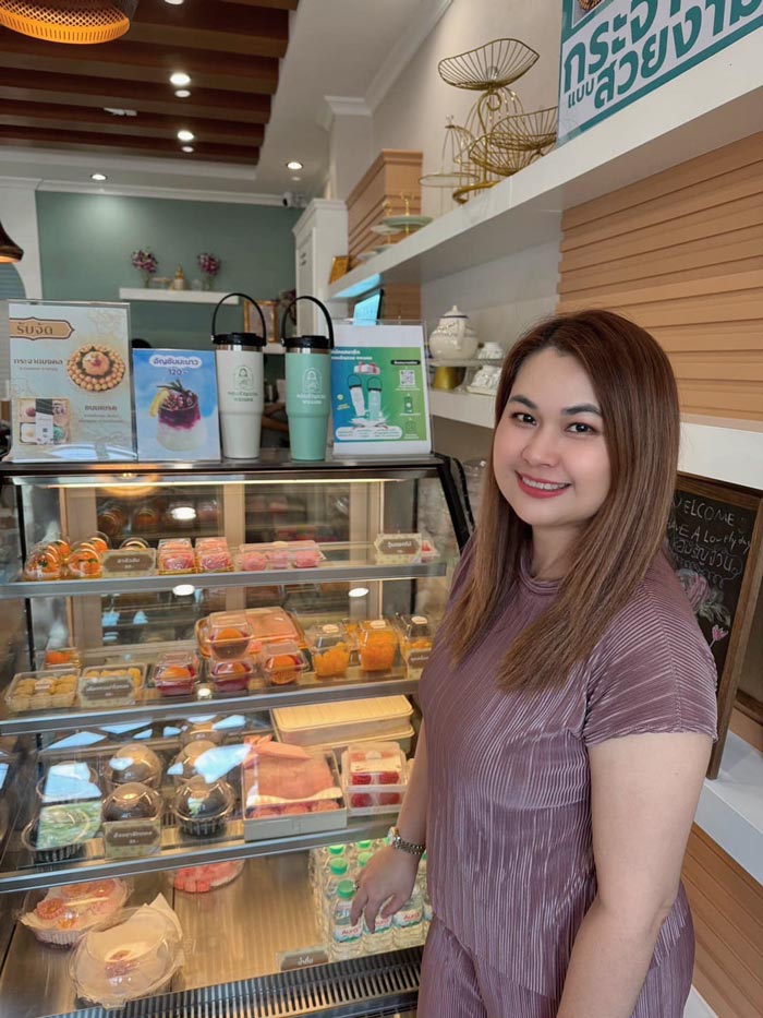 จูน เพ็ญชุลี