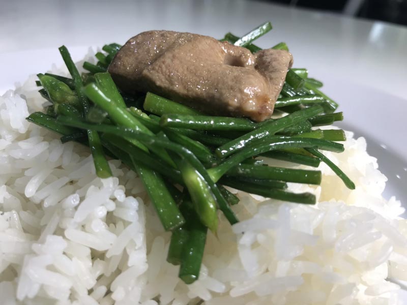 กุยช่ายผัดตับ