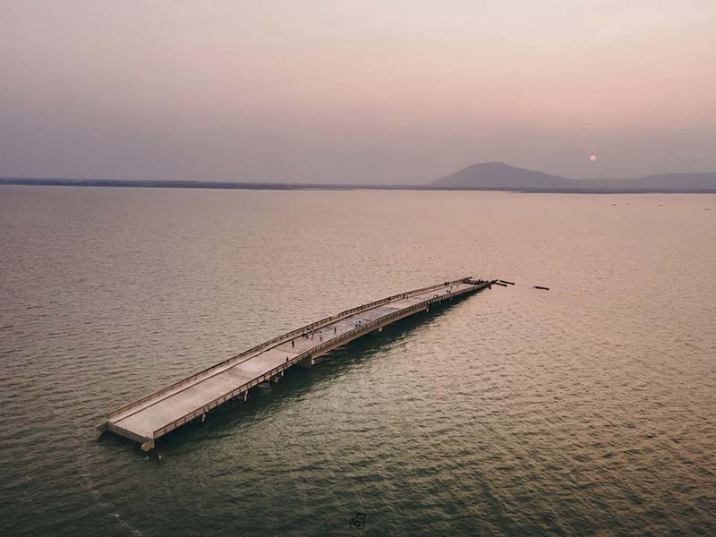 สะพานผุด