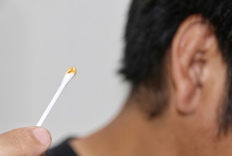 ขี้หูเปียก