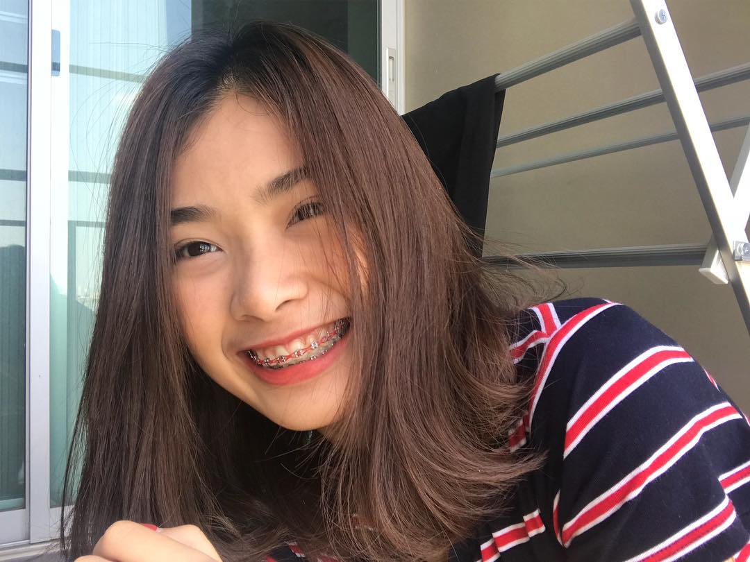 น้องไบร์ท ลูกสาว บอล เชิญยิ้ม