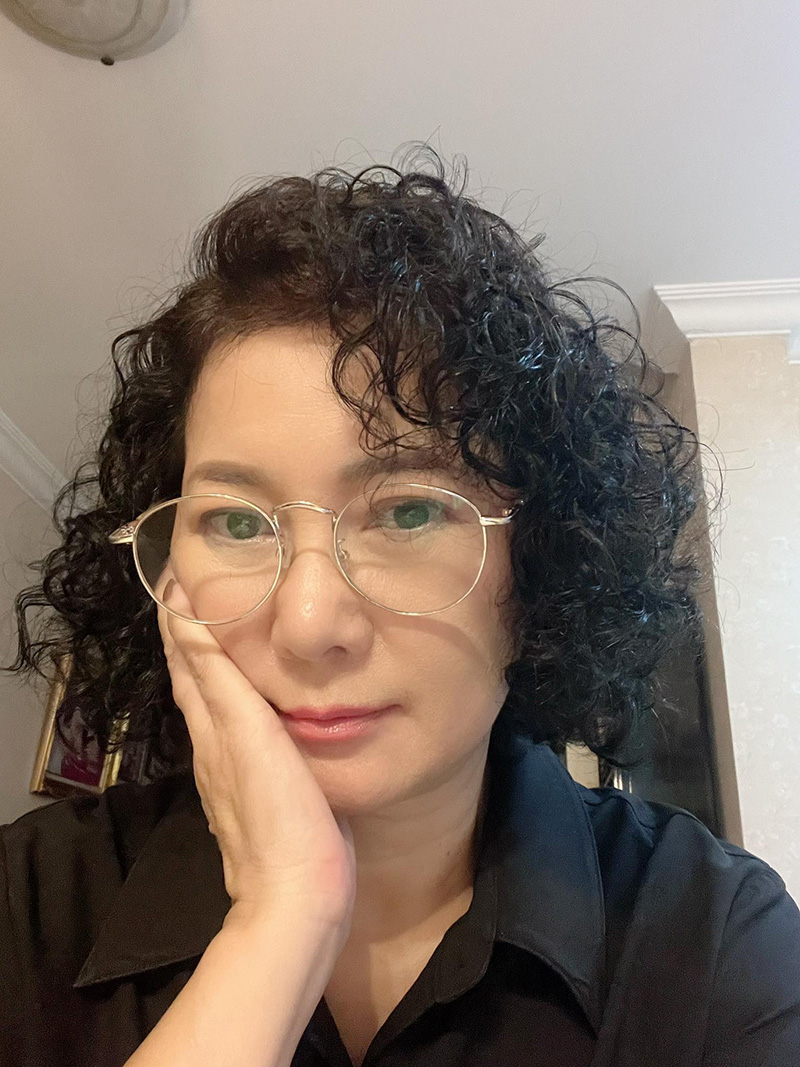 ปู กนกวรรณ เด๋อ ดอกสะเดา