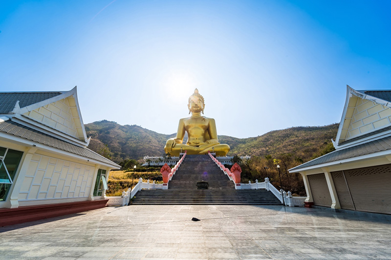 วัดเขาวงพระจันทร์ ที่เที่ยววาเลนไทน์ 2567