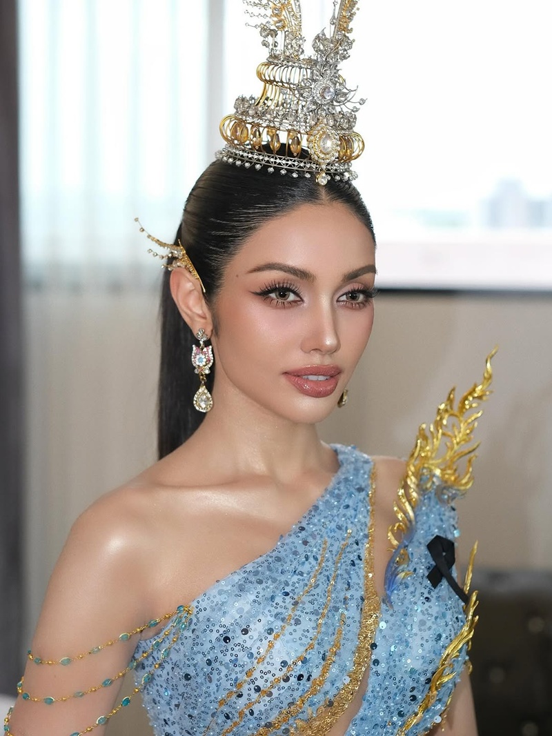 วีนา ปวีนา