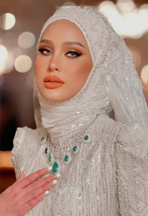 ขวัญ อุษามณี แต่งหน้า