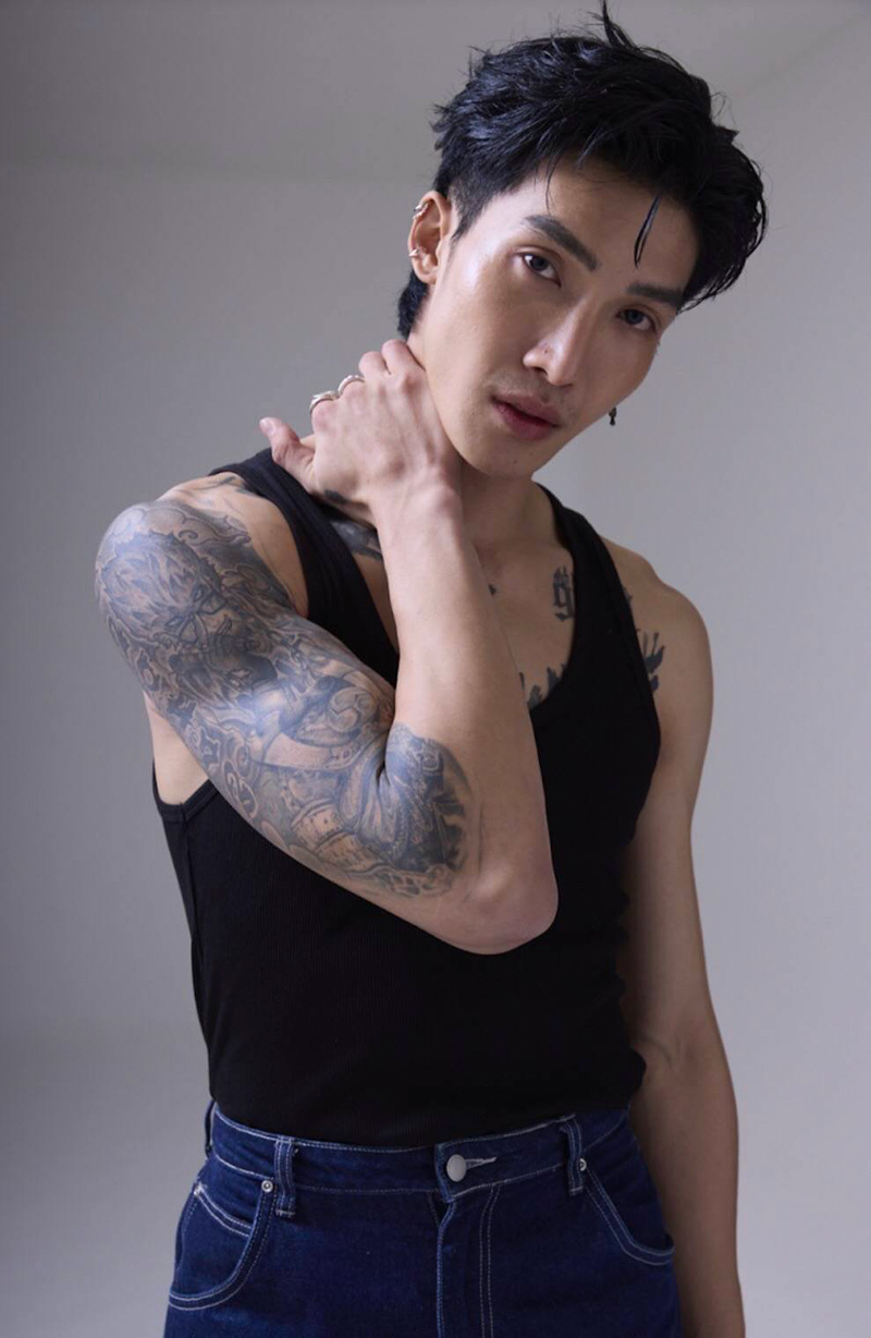  เปิดตัวแดนเซอร์ชายคนใหม่ของ ลำไย ไหทองคำ 