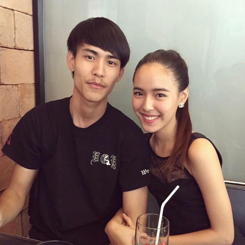 มุก สิรินรัตน์