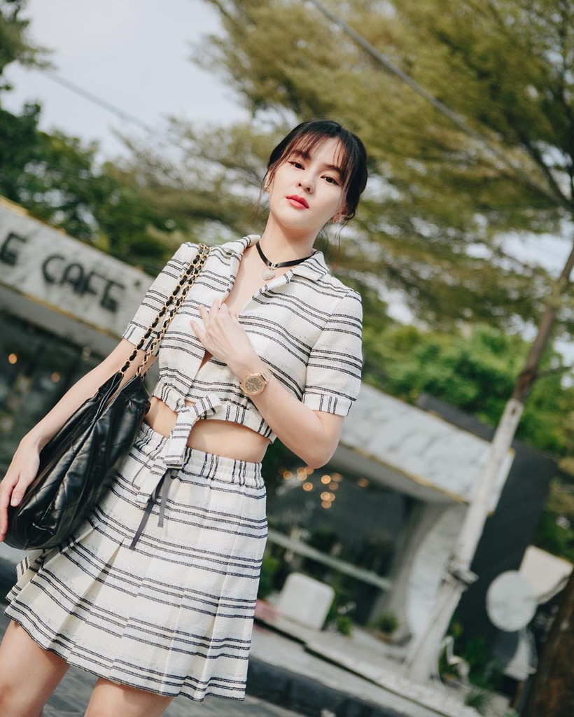 ออม สุชาร์