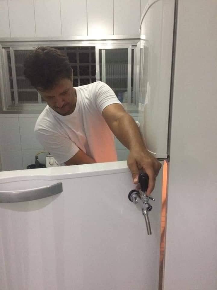 ตู้กดเบียร์