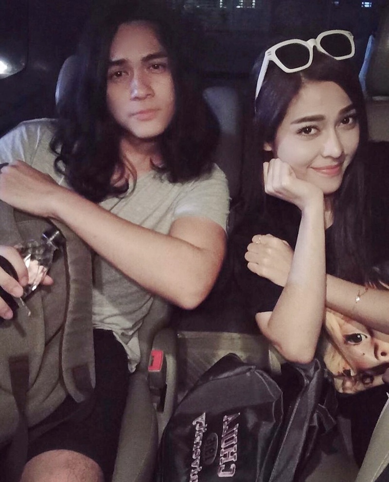 แน็ก ชาลี - จูน นาตาชา