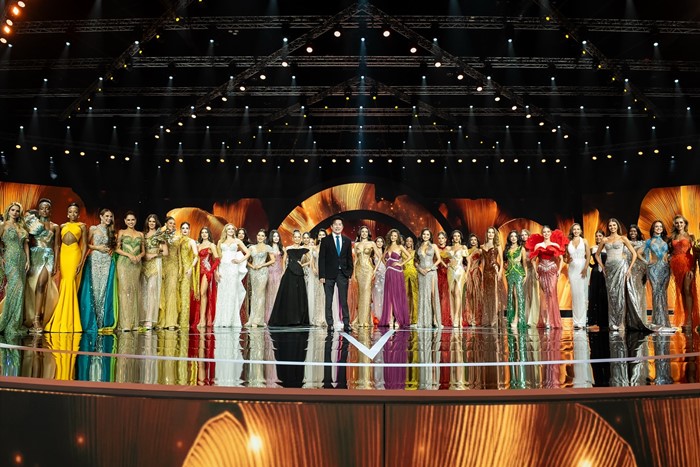 ส่องลุคชุดราตรี Miss Universe 2025 รอบพรีลิมมินารี