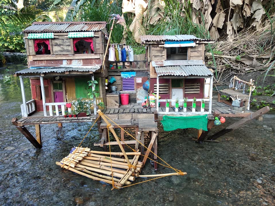 บ้านไม้จิ๋ว