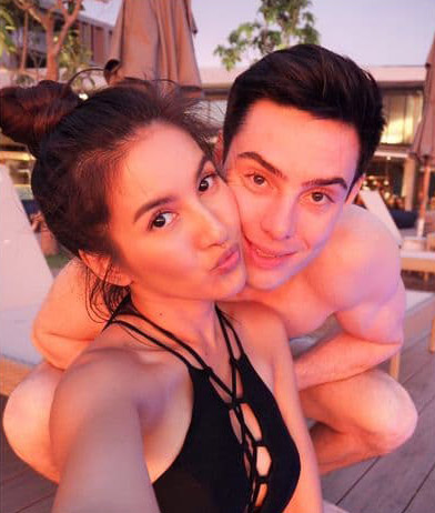 นก อุษณีย์