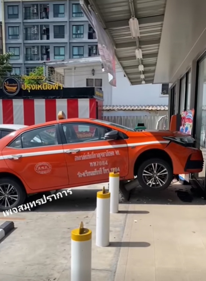 เสาหน้าเซเว่น