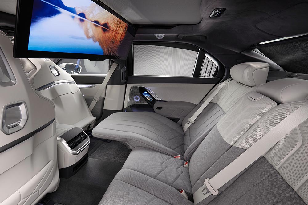 bmw i7 2023