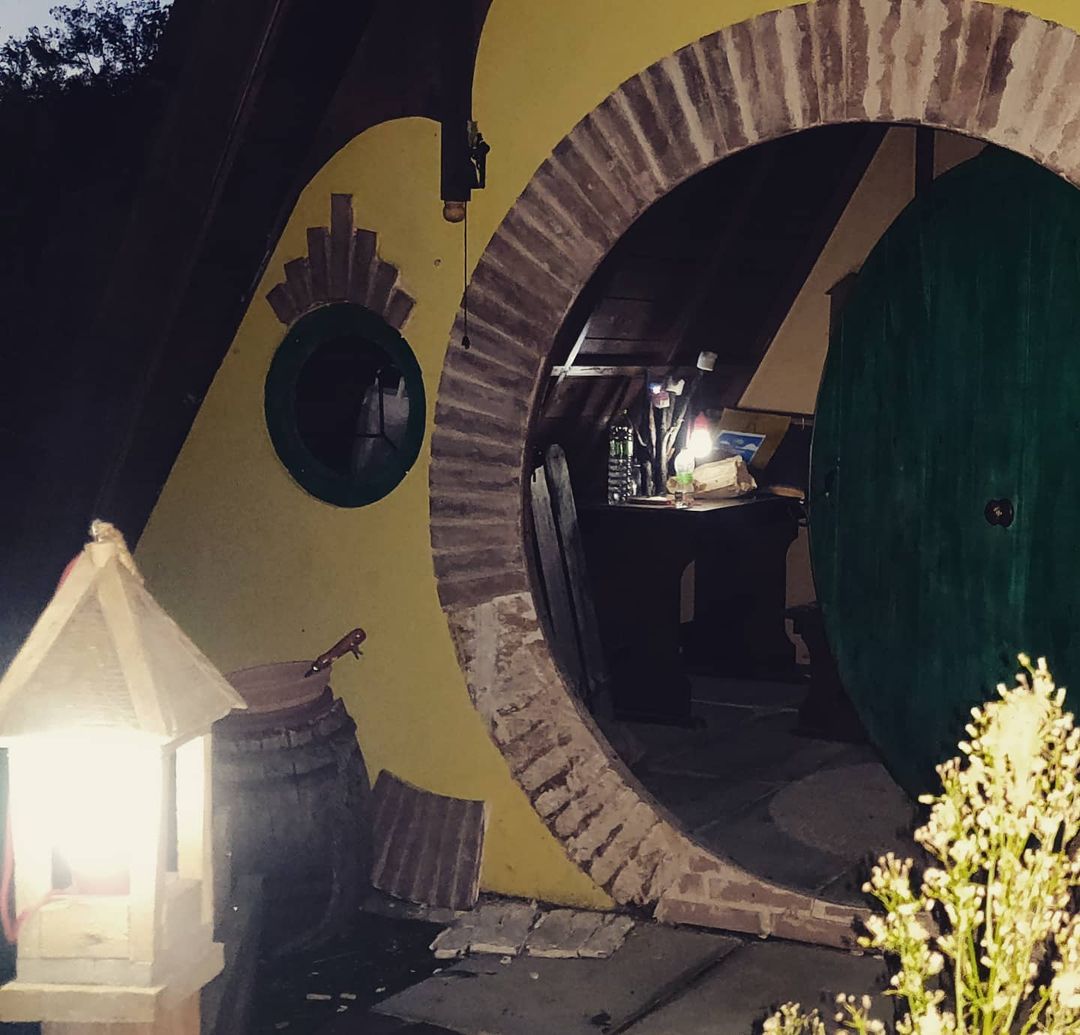 บ้านฮอบบิท