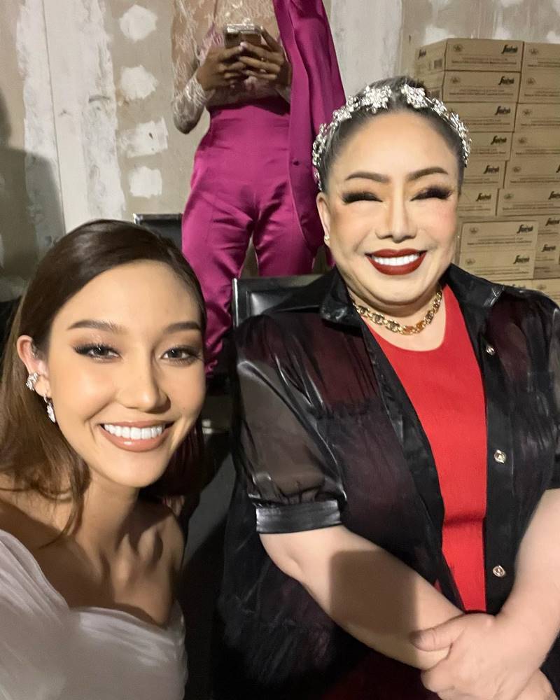 นิโคลีน ลีน่าจัง