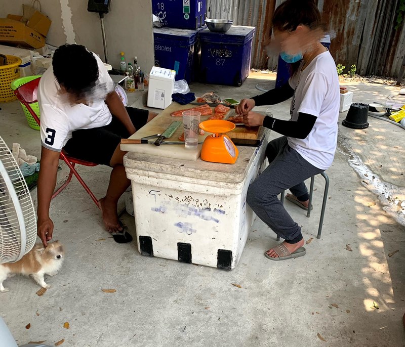 ร้านแซลมอน ซาชิมิ