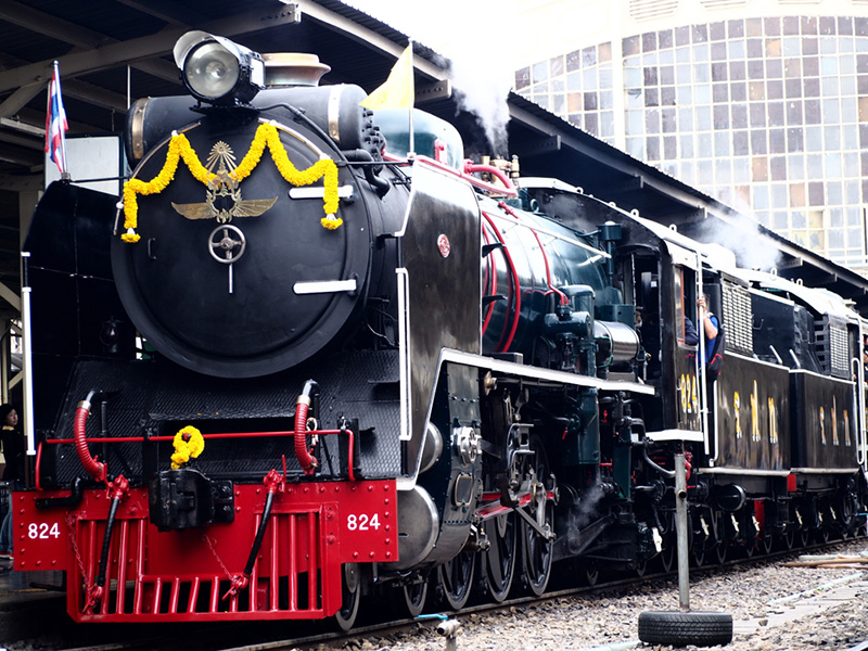 เที่ยวด้วยรถไฟ